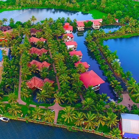 Kalathil Lake Resort Vaikom Exterior photo