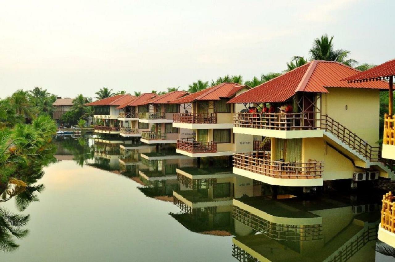 Kalathil Lake Resort Vaikom Exterior photo