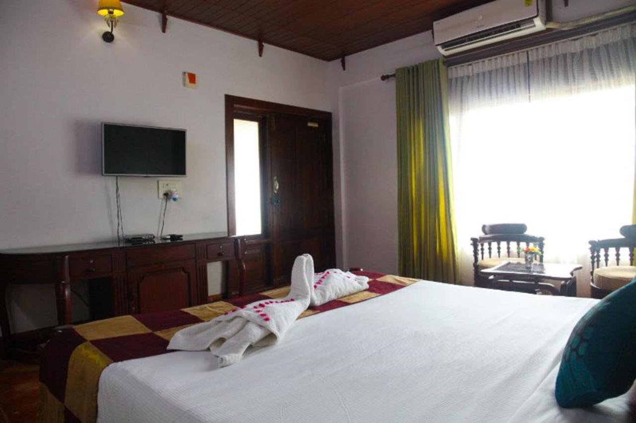 Kalathil Lake Resort Vaikom Exterior photo